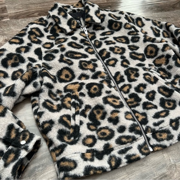 Zara Man Cheetah Print Zip Up Jacket - Picture 5 of 7